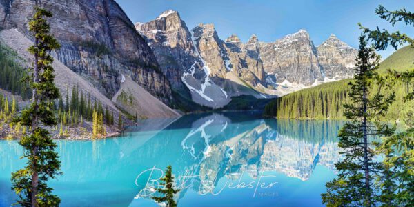 Moraine Lake - Horizontal2.0 1 No logs boats or people