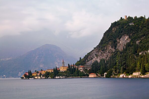 Lake Como Structures