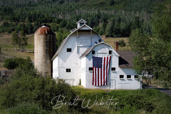 White Barn Flag H